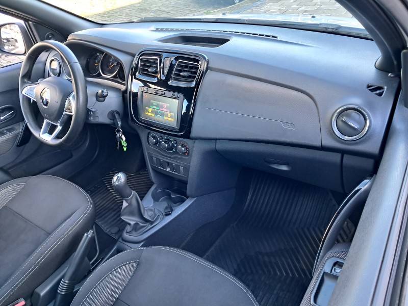 RENAULT - LOGAN - 2019/2020 - Branca - R$ 56.900,00