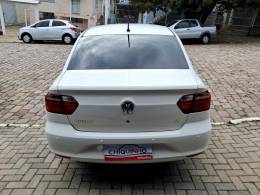 VOLKSWAGEN - VOYAGE - 2013/2014 - Branca - R$ 42.900,00