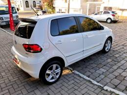 VOLKSWAGEN - FOX - 2015/2016 - Branca - R$ 53.900,00