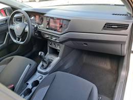 VOLKSWAGEN - POLO - 2023/2024 - Branca - R$ 76.900,00