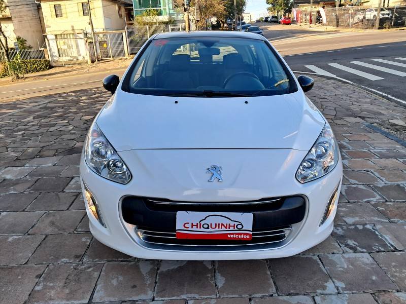 PEUGEOT - 308 - 2014/2015 - Branca - R$ 49.900,00