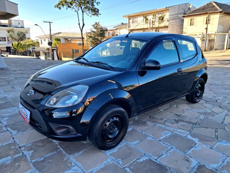 FORD - KA - 2011/2012 - Preta - R$ 25.900,00