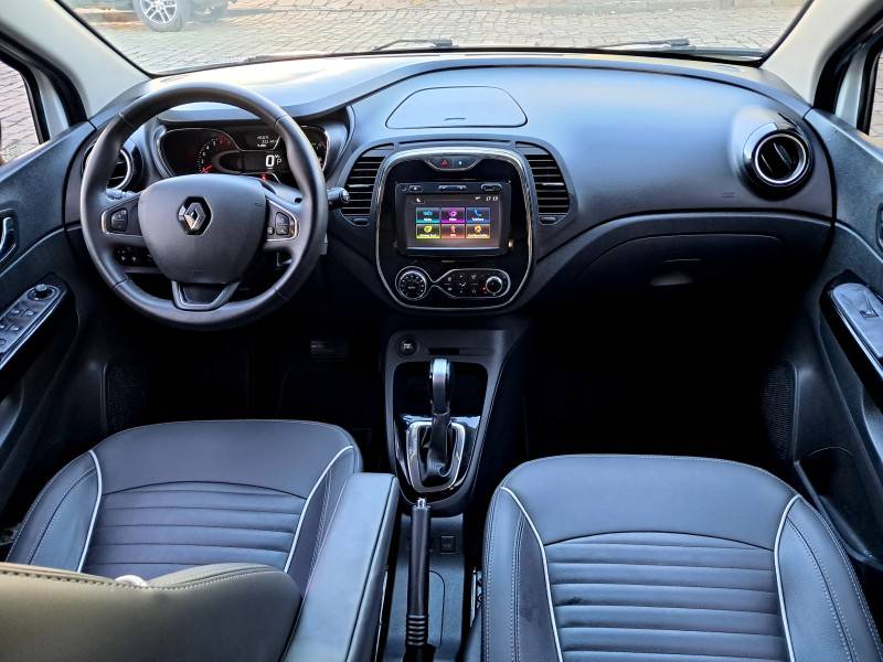 RENAULT - CAPTUR - 2018/2019 - Branca - R$ 74.900,00