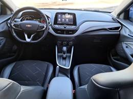 CHEVROLET - ONIX - 2022/2022 - Branca - R$ 79.900,00