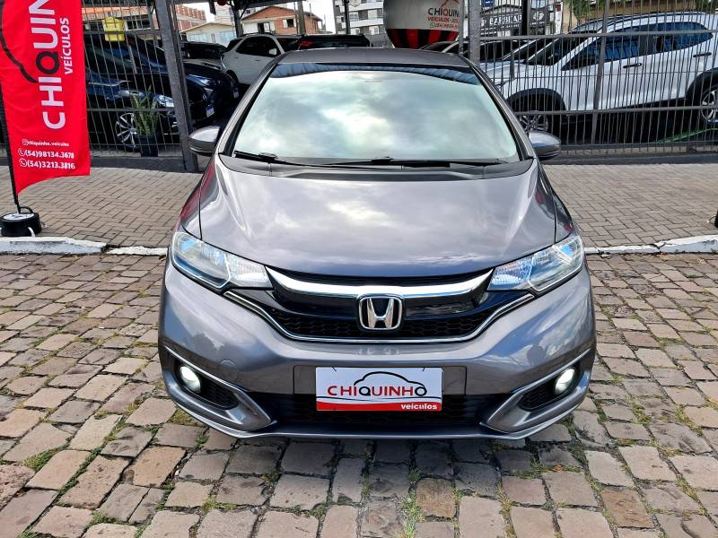 HONDA - FIT - 2017/2018 - Cinza - R$ 73.900,00