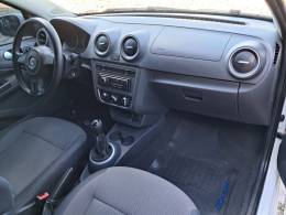 VOLKSWAGEN - VOYAGE - 2013/2014 - Branca - R$ 42.900,00