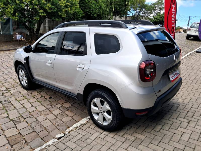 RENAULT - DUSTER - 2021/2022 - Prata - R$ 93.900,00