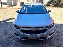 CHEVROLET - ONIX - 2018/2018 - Prata - R$ 56.900,00