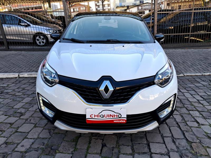 RENAULT - CAPTUR - 2018/2019 - Branca - R$ 74.900,00