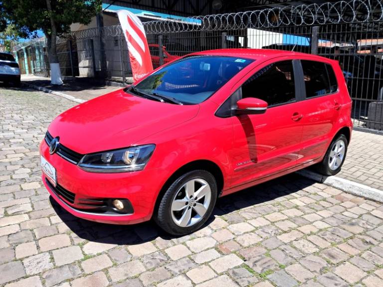 VOLKSWAGEN - FOX - 2017/2018 - Vermelha - R$ 54.900,00