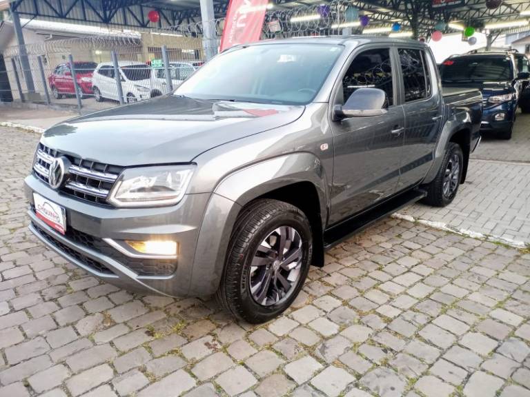 VOLKSWAGEN - AMAROK - 2020/2021 - Cinza - R$ 194.900,00