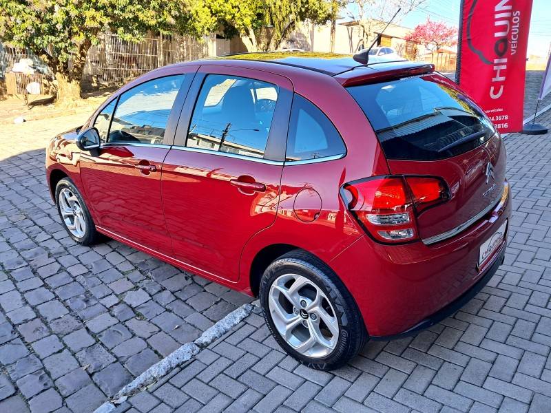 CITROËN - C3 - 2016/2017 - Vermelha - R$ 55.900,00
