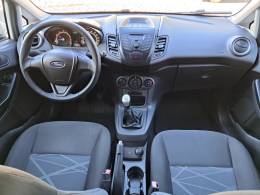 FORD - FIESTA - 2016/2016 - Branca - R$ 49.900,00