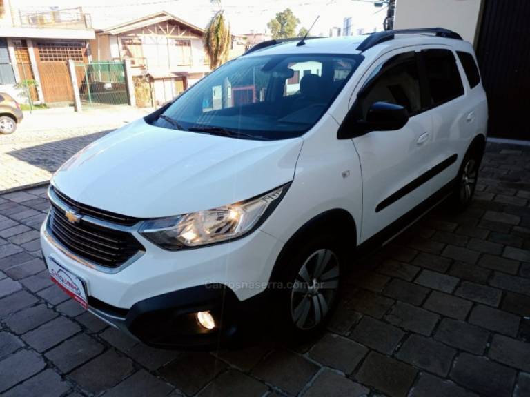 CHEVROLET - SPIN - 2020/2020 - Branca - R$ 80.900,00