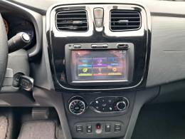 RENAULT - SANDERO - 2018/2019 - Branca - R$ 55.900,00