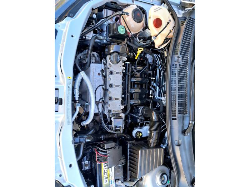 VOLKSWAGEN - VOYAGE - 2018/2018 - Prata - R$ 47.900,00
