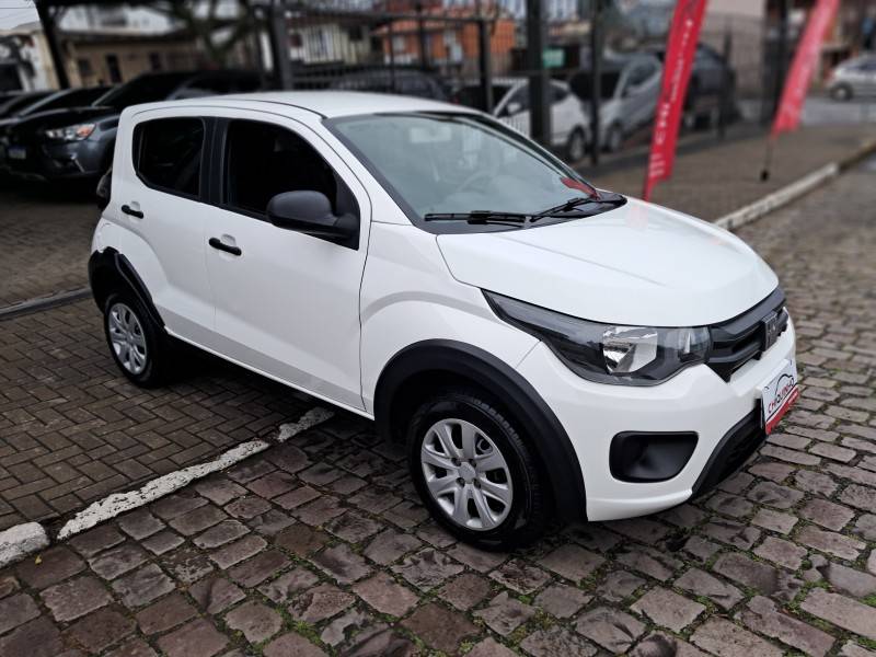 FIAT - MOBI - 2021/2021 - Branca - R$ 49.900,00