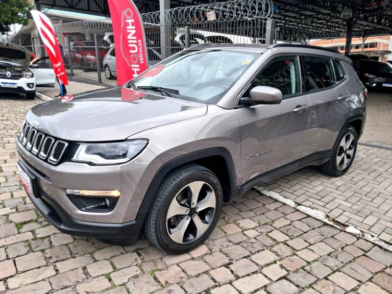 JEEP - COMPASS - 2018/2018 - Cinza - R$ 94.900,00