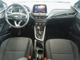 CHEVROLET - ONIX - 2022/2023 - Prata - R$ 76.900,00