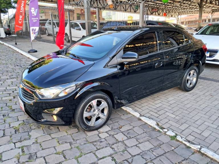 CHEVROLET - PRISMA - 2016/2017 - Preta - R$ 64.900,00