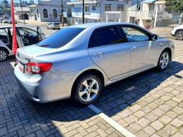 TOYOTA - COROLLA - 2013/2014 - Prata - R$ 71.900,00