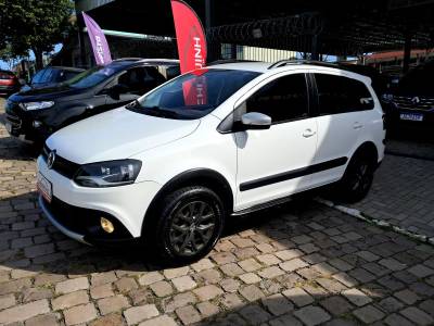 VOLKSWAGEN - SPACE CROSS - 2013/2014 - Branca - R$ 54.900,00
