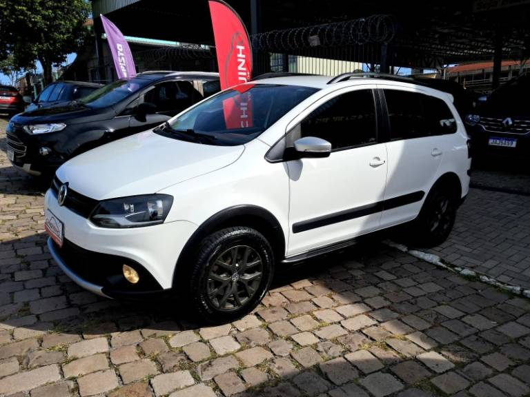VOLKSWAGEN - SPACE CROSS - 2013/2014 - Branca - R$ 54.900,00