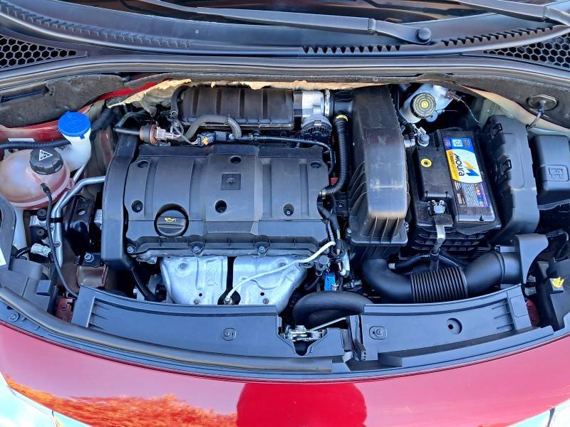 CITROËN - C3 - 2016/2017 - Vermelha - R$ 55.900,00