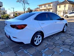 CHEVROLET - ONIX - 2022/2022 - Branca - R$ 79.900,00