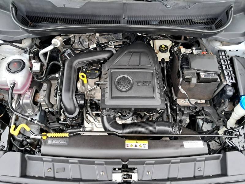 VOLKSWAGEN - T-CROSS - 2022/2022 - Prata - R$ 99.900,00
