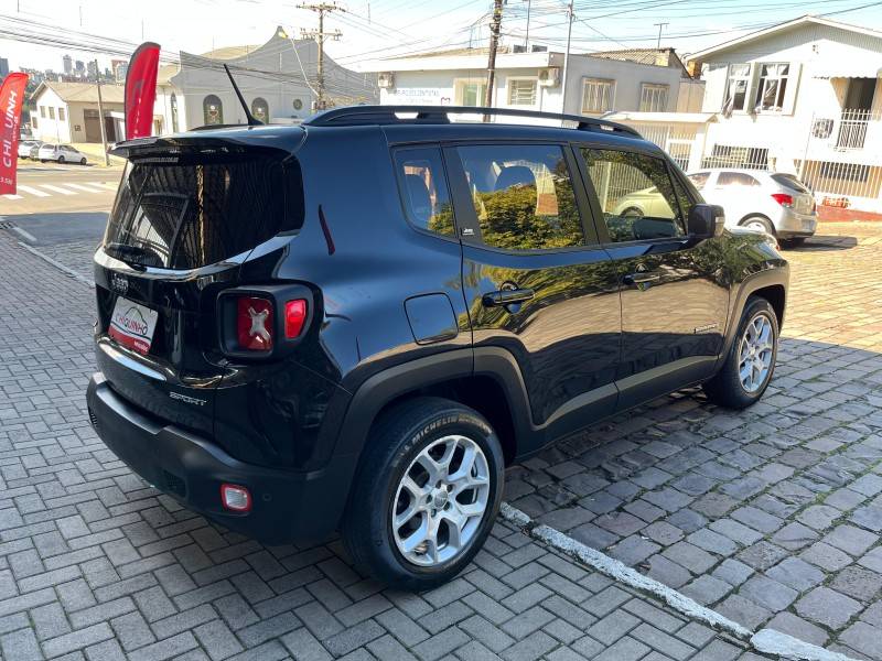 JEEP - RENEGADE - 2017/2018 - Preta - R$ 73.900,00
