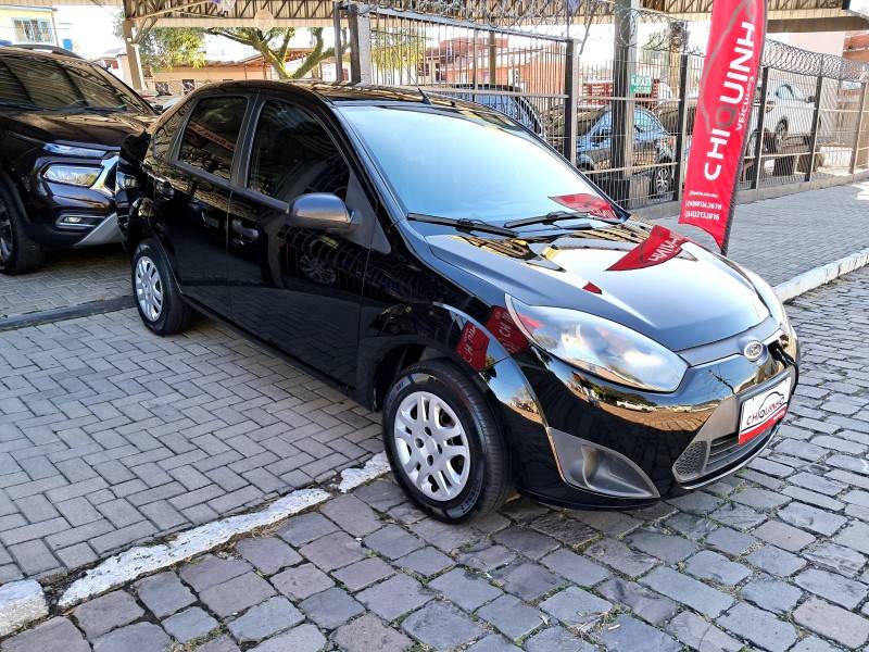 FORD - FIESTA - 2010/2011 - Preta - R$ 34.900,00