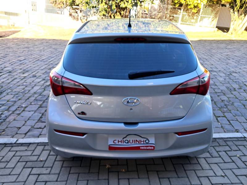 HYUNDAI - HB20 - 2018/2018 - Prata - R$ 54.900,00