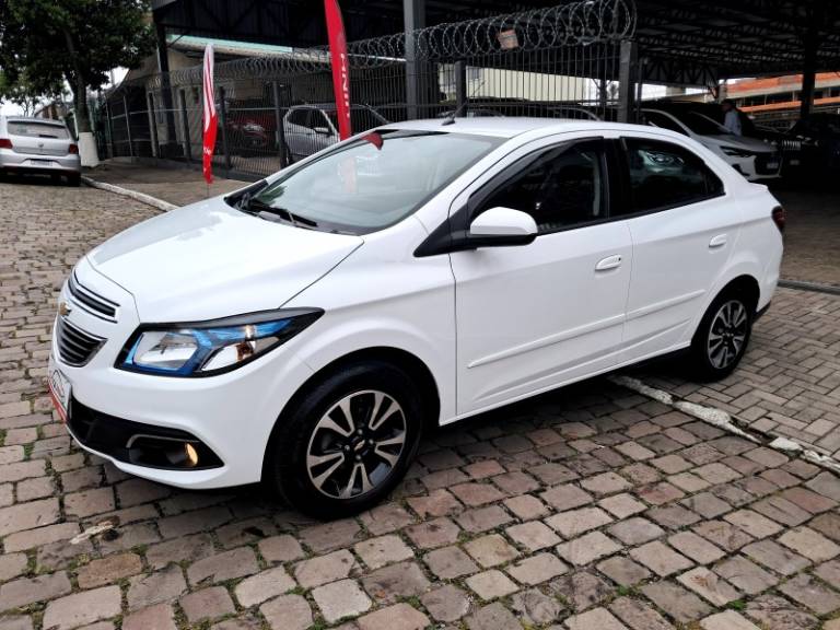 CHEVROLET - PRISMA - 2014/2015 - Branca - R$ 51.900,00