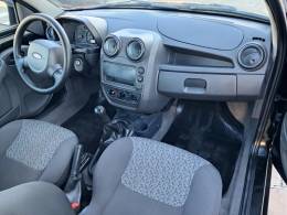 FORD - KA - 2011/2012 - Preta - R$ 25.900,00