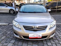 TOYOTA - COROLLA - 2010/2011 - Bege - R$ 56.900,00