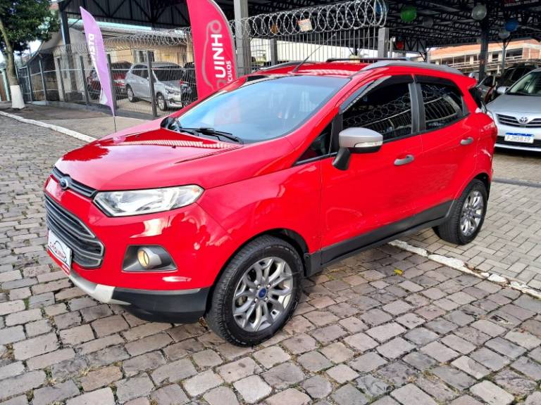 FORD - ECOSPORT - 2014/2014 - Vermelha - R$ 59.900,00