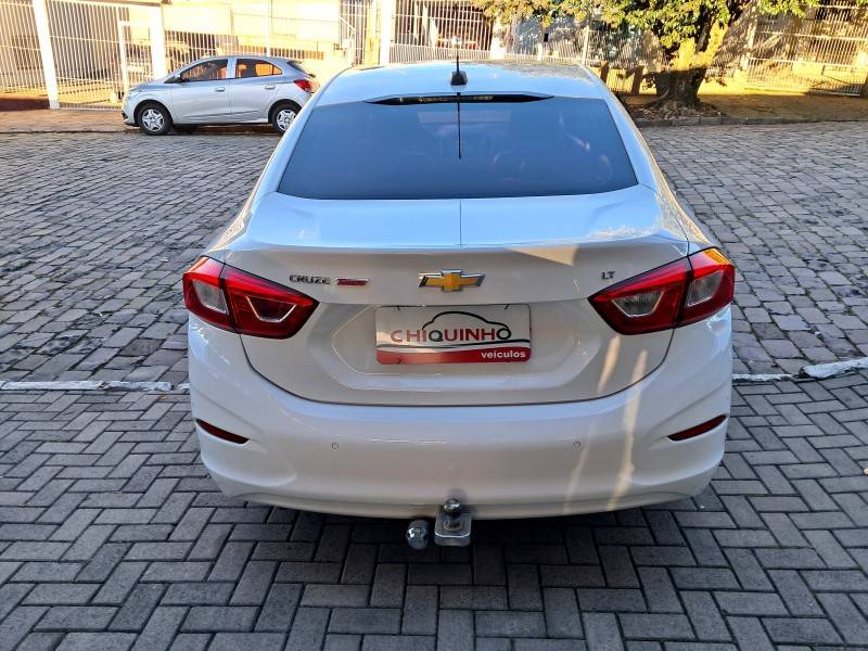 CHEVROLET - CRUZE - 2018/2018 - Branca - R$ 84.900,00