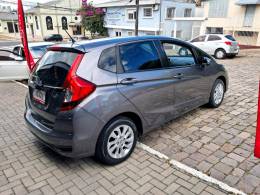 HONDA - FIT - 2017/2018 - Cinza - R$ 73.900,00