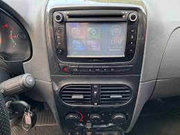 FIAT - STRADA - 2018/2019 - Branca - R$ 76.900,00