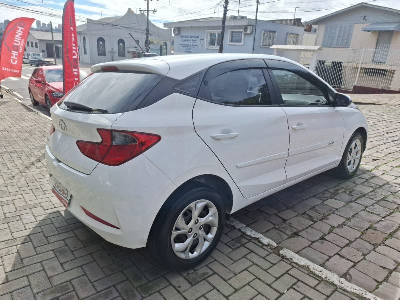 HYUNDAI - HB20 - 2020/2020 - Branca - R$ 62.900,00