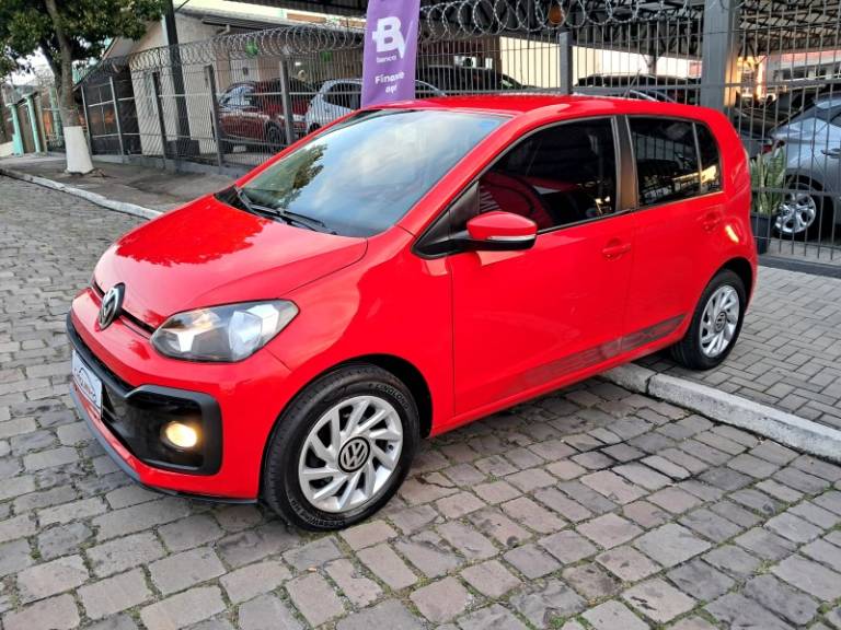 VOLKSWAGEN - UP - 2019/2020 - Vermelha - R$ 67.900,00