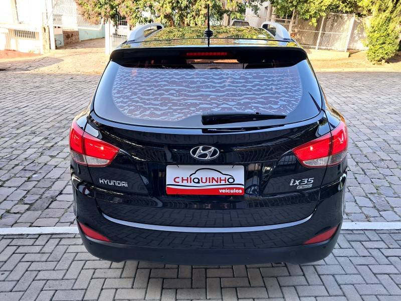 HYUNDAI - IX35 - 2013/2014 - Preta - R$ 72.900,00