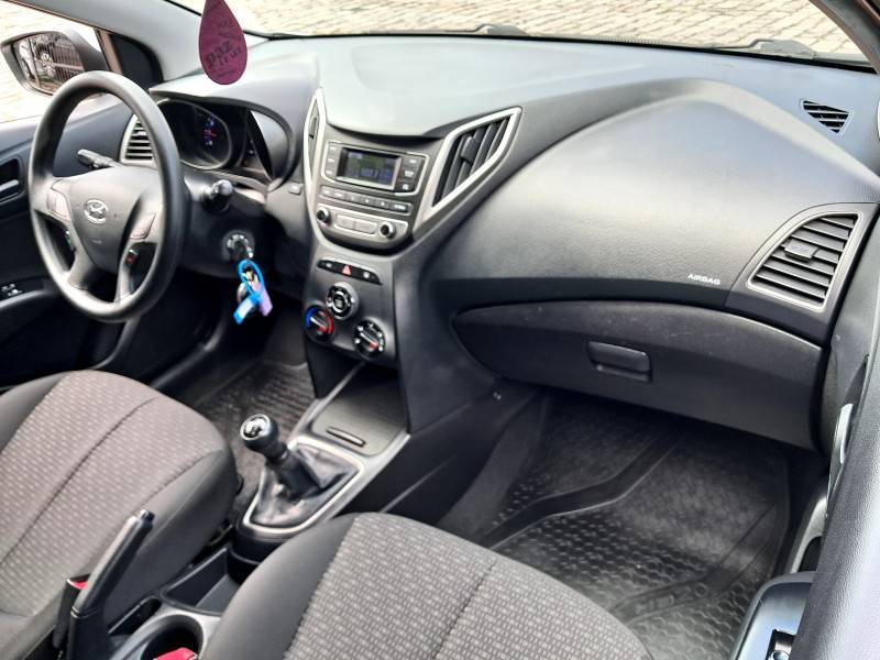 HYUNDAI - HB20 - 2016/2016 - Prata - R$ 49.900,00