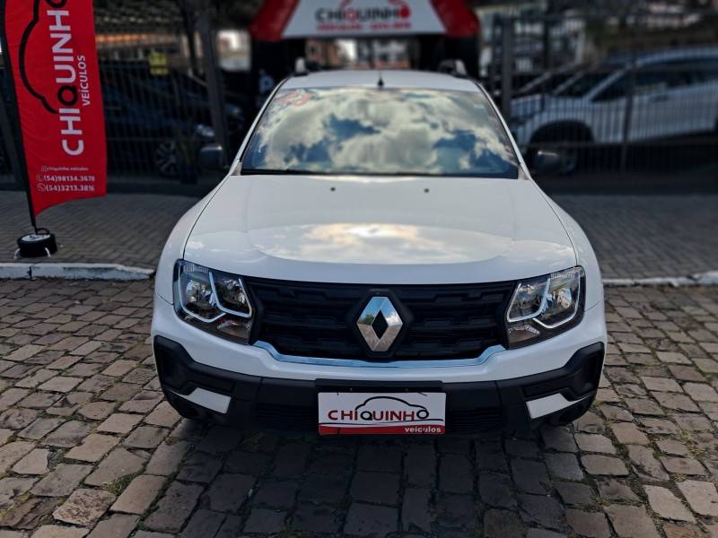 RENAULT - OROCH - 2022/2023 - Branca - R$ 92.900,00