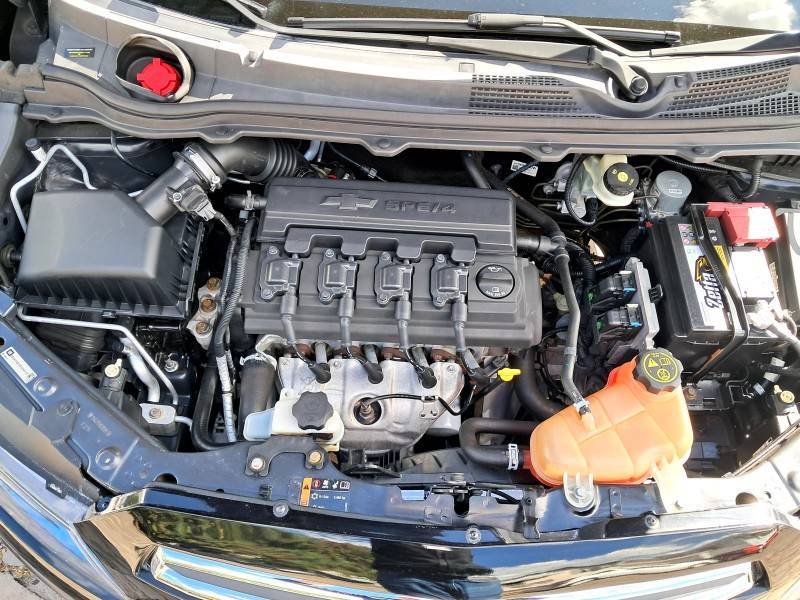 CHEVROLET - ONIX - 2013/2014 - Preta - R$ 48.900,00