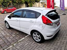 FORD - FIESTA - 2017/2017 - Branca - R$ 54.900,00