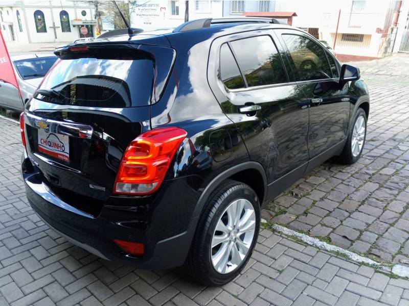 CHEVROLET - TRACKER - 2018/2018 - Preta - R$ 95.900,00