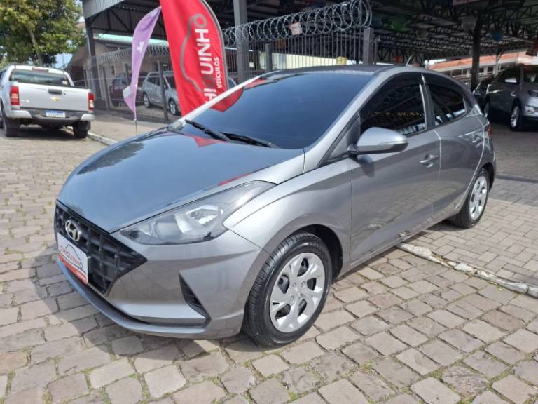 HYUNDAI - HB20 - 2021/2022 - Cinza - R$ 63.900,00