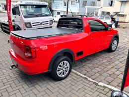 VOLKSWAGEN - SAVEIRO - 2022/2023 - Vermelha - R$ 79.900,00
